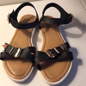 Pazzle sandals